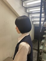 ハルキ ミナト ジャパン オオサカ(HARUKI MINATO japan OSAKA)&nbsp;20代30代透明感暗髪アッシュブルーグレージュ丸みボブ