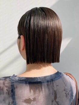 マッシュ(MASHU)の写真/贅沢トリートメント&酸性ストレートパーマで大人女性の髪を労り、今まで体感したことの無い最高峰の艶髪へ*