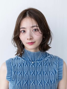 イルハバナ 渋谷(ill HAVANA) グレーベージュ/前髪パーマ/20代30代/大人かわいい/ショートボブ