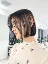 ノラ ウメダ(NORA UMEDA)&nbsp;アンブレラカラーハイライトボブバレイヤージュホワイトブリーチ