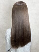 ルノン シェリー(LUNON cheliy)&nbsp;イメチェンヘアスタイルホワイトブロンド外ハネボブ美髪のススメ