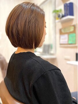 アウラ(AULA) 【18.ショートカット×白髪染め】縮毛矯正/小学生/キッズカット