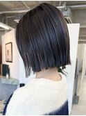 栄顔まわりレイヤー切りっぱなしボブ