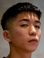 メリケンバーバーショップ コウベ(MERICAN BARBERSHOP KOBE)&nbsp;メンズカットバーバースタイルミドルフェードクロップ