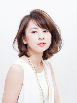 サンズフェッリーナ(SUNS fellina) 美人度UP♪ひし形フォルムのレイヤーボブディ