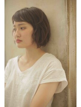 ロロネー(Lolonois) 【Lolonois梅田】自然なショート（相川裕子）