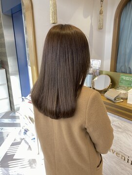 ロンドアベニール 北千住(Lond avenir) 内巻きロブ　クリアベージュ　西田大樹