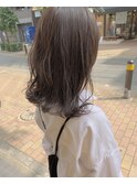 【シアーベージュ】