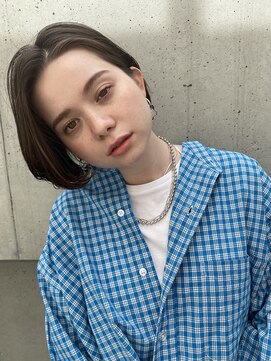 レオニード 表参道(LEONID) ショートボブ×外国人風グレージュカラー