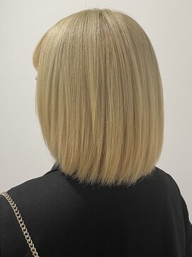 プランタン ミュー 抜きっぱなしブリーチ風カラー