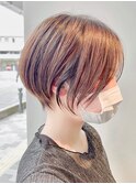 丸み×くびれ透け感ショート