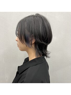 エヌ(N) ブルーブラック × ショートマッシュウルフ