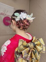 ヘアプロデュース ムース(Hair Produce MU SU) インナーカラーでのアップスタイル