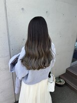 アチーブ ヘア デザイン(achieve hair design)&nbsp;グラデーションカラー外国人風なみなみウェーブスモーキーカラー