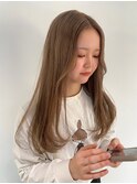 ミルクティーベージュ レイヤーカット ロング 韓国風スタイル