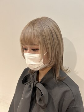 シーン 池袋(scene.) scene.【池袋西口1b出口徒歩3分】White beige