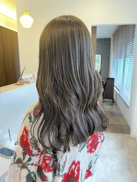 クアトロアネックス(QUATTRO annex) オリーブベージュ