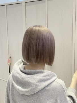 リー 梅田(Lee) グレージュ/ハイトーン/ホワイトベージュ/ブリーチ