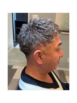 ランソキングス 北千住(RUNSO Kings) イケおじダンディスパイキーショート刈り上げパーマスタイル