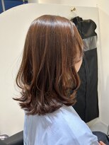 エミュスト(Emuest) 春の明るめオレンジブラウンにくびれミディ ◯