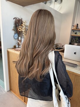 エルム 原宿 表参道(yelm) ブリーチ1回でできるミルクティーベージュ