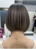 ハイライトバレイヤージュダブルカラーショートカット30代40代
