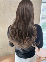 エウペ 渋谷(WEUPE)&nbsp;斜めバング/グレージュカラー/デザインカラー/シルキーベージュ