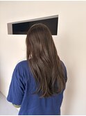 透明感グレージュカラー