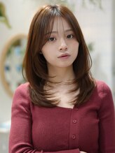 レジット 海老名(Legit) レイヤーカット/うすめ前髪/韓国風/小顔/30代40代50代◎海老名