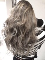 シエル 四条河原町店(CIEL)&nbsp;外国人風バレイヤージュ☆プラチナグレイジュ