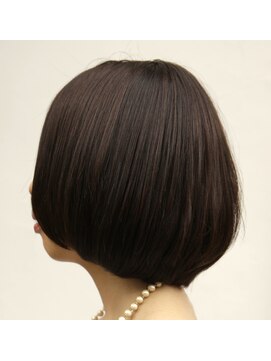 アオイ(AOI by A.Design) スリークマッシュボブ