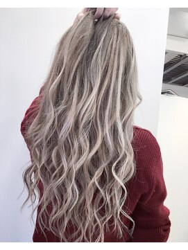 ビューティ スタジオ モッズ トウキョウ(beauty studio M.O.D TOKYO) M.O.D【モッズ】　グレージュカラーエクステメッシュスタイル