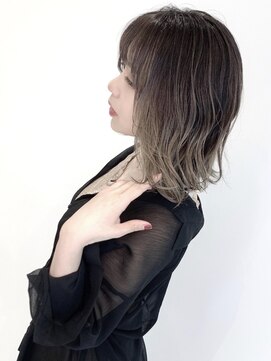 アマンドール(Aman D'or) アマンドール齊藤☆綺麗さと可愛さを兼ね備えたバレイヤージュ♪