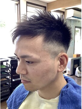 サルヴェ スッキリ！フェードカットショート