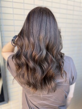 ジュジュル 稲毛本店(jujur) ロング巻髪/カーキグレージュ/大人かわいい[稲毛