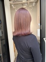 トレス(TRESS)&nbsp;外ハネボブミディアム　ピンクカラー　春カラー　ブリーチ