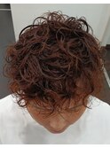 刈り上げでラフな天使パーマ