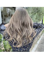 グラムアッシュ(GLAM ASH) ハイグレージュグラデーション