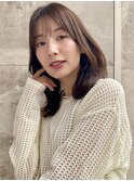 セミロング30代40代ストレートレイヤー前髪なし前髪あり表参道