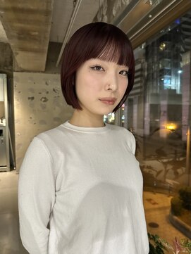 リム(LIM) ラフな切りっぱなしボブ