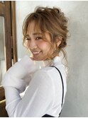アップスタイルスタイルお団子ヘア