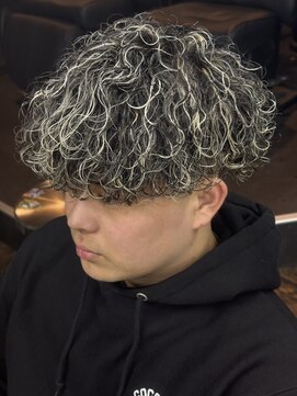 メゾンフォーメン 心斎橋店(Maison for men) 波巻きパーマ/ホワイトメッシュ/波巻きプードル