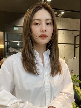 イワイナゴヤ(i i -IWAI NAGOYA-) ナチュラルレイヤー【金子】