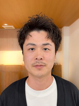 フィルムス 横浜(FILMS) 曲がる縮毛矯正/フェザーパーマ/スパイキーショート/横浜