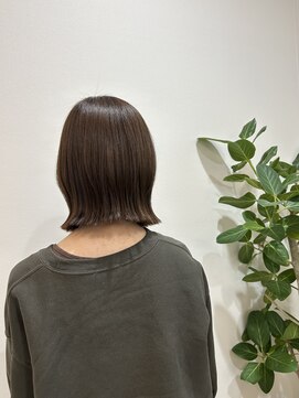 シアリー(SHEERIE) 切りっぱなし外はねボブ