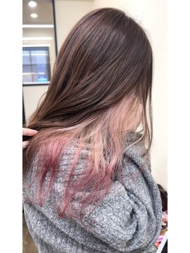 ヘアーラボラッシュ(Hair labo Rush) インナーカラー(ピンクグラデーション)