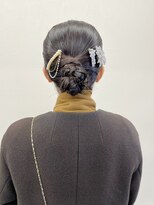 ソソ(soso)&nbsp;【soso 伊勢田】黒髪カタログ/クラゲヘアー/オリーブグレー