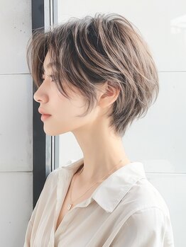 ヴァンティアン 東所沢店(Vingt et un)の写真/ご自宅でもサロンのスタイリングが簡単に再現できるよう、毛の流れなどを見極めたカット技術が大好評♪