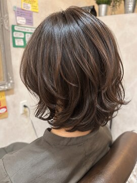 シンミシエル 京都北野白梅町(shinmiciel) ミディアムレイヤー/30代40代50代髪型60代/ウルフカット