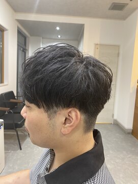 フゥ 宇都宮(FeU) 黒髪マッシュ